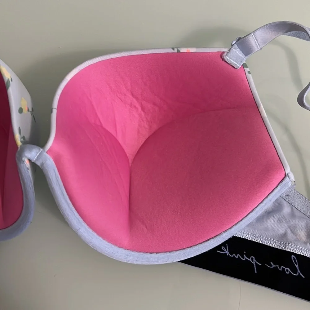 PINK - Picture 5 of 8